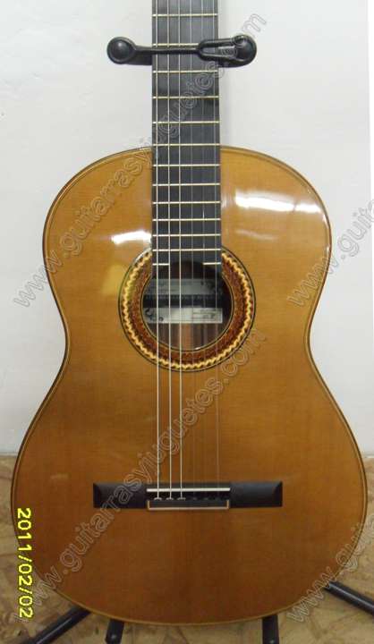 Guitarra especial para conocedores fabricada en Paracho, Michoacán, México