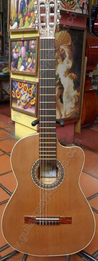 guitarra caobilla con pinabete 1