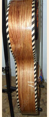 Bajo sexto en madera de paloescrito y maquinaria metálica 5