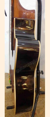 Guitarra docerola de cedro 3
