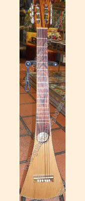 Guitarra Viajera de paloescrito con pinabete modelo PEDG de Paracho Vista 1
